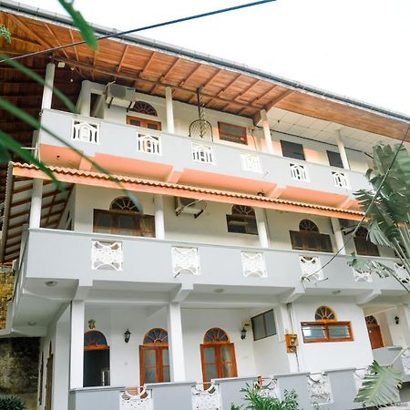 Hotel Rock House à Unawatuna Extérieur photo